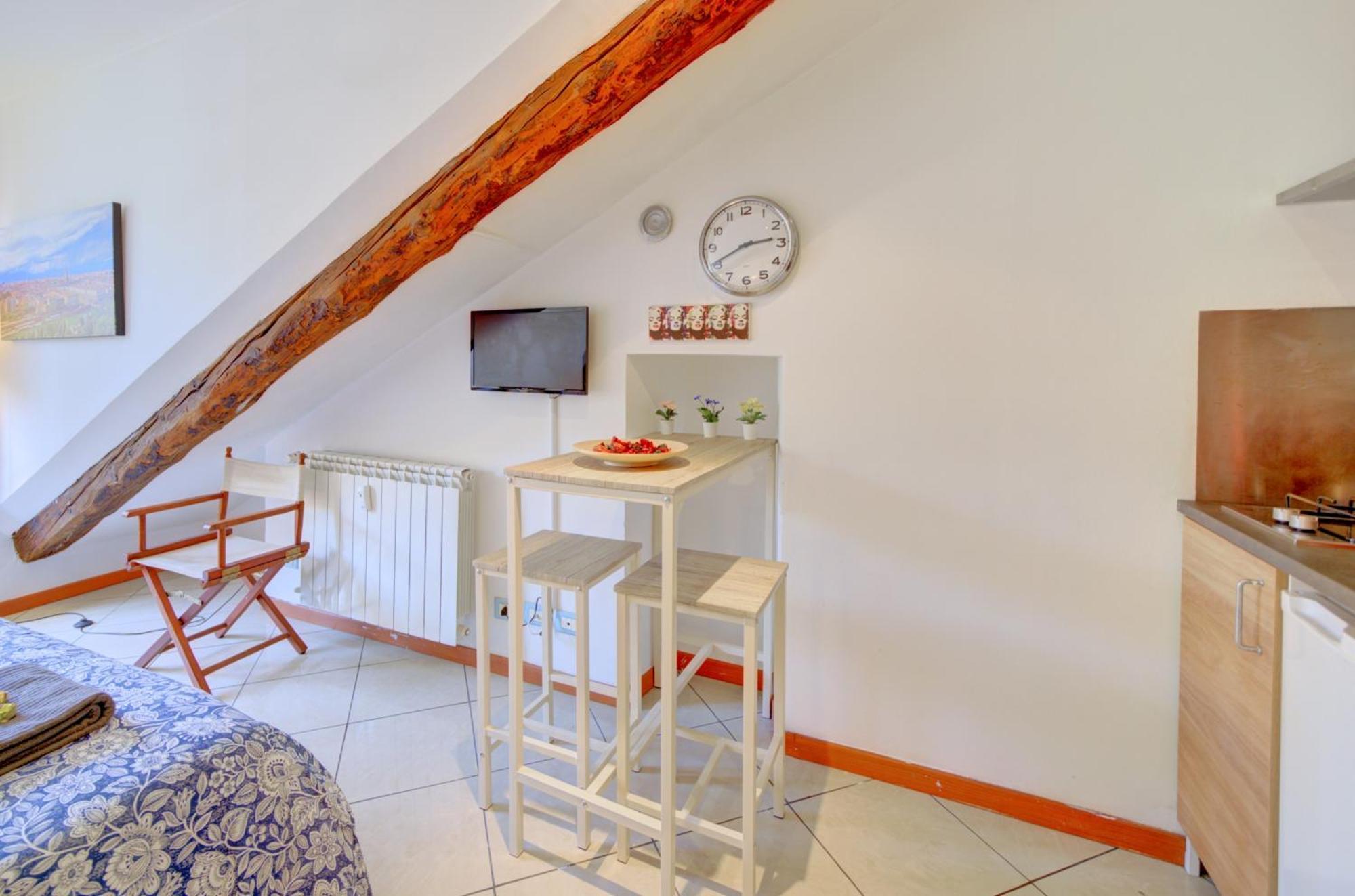 Maison 1874 - Centro Citta Stazione Porta Nuova Apartment